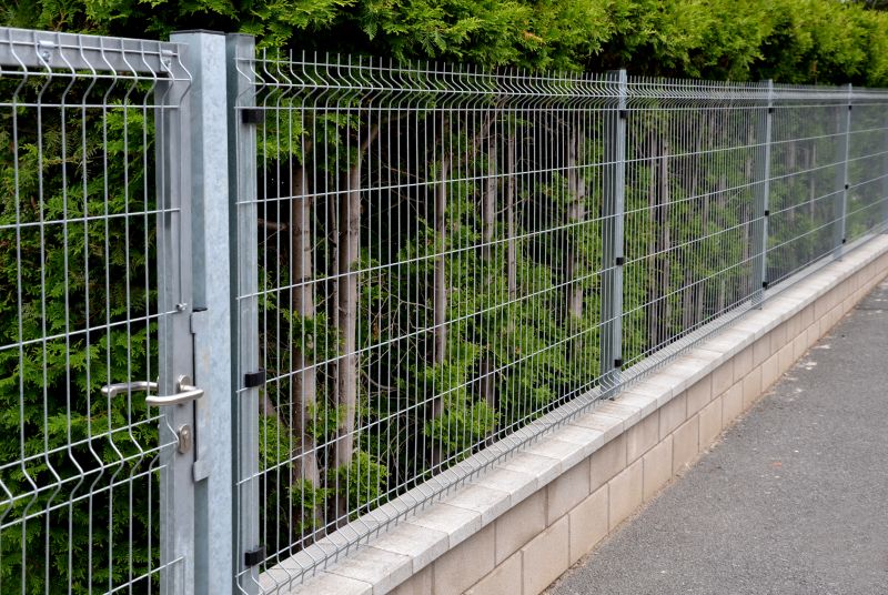 Aluminum Fence Replacement in Pearland, TX